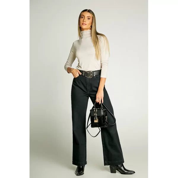Conheça a Blusa Feminina Gola Alta e Manga Comprida - Image 3